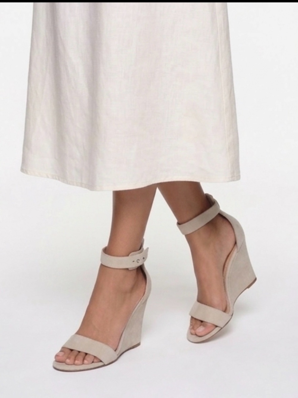 Hotel Particulier made in Italy Women's Cream Ankle-Strap Wedge Sandals